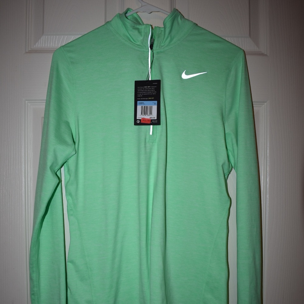 NEW NIKE Zip Up WITH TAGS. Light green, Size M